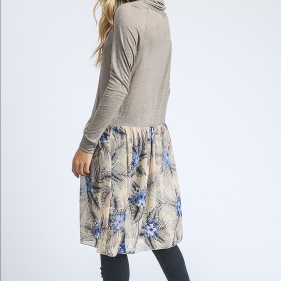 🌟Sale🌟Cowl neck Tunic - Picture 6 of 7